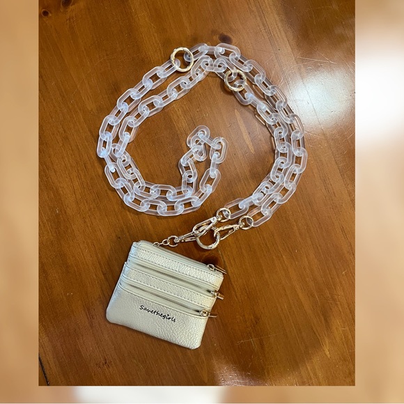 Save the Girls Clip and Go Ice Chain with Gold Pouch - Picture 2 of 8